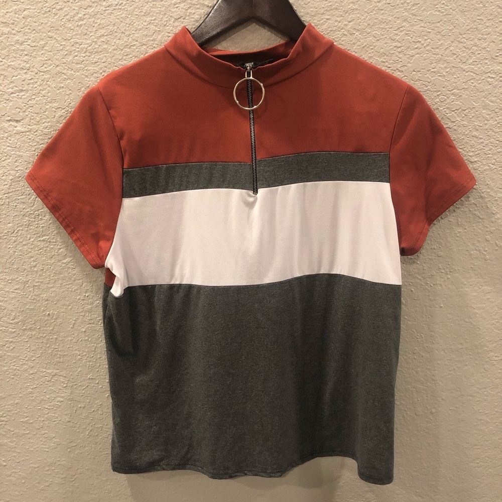 VIBE SPORTSWEAR crop Top
